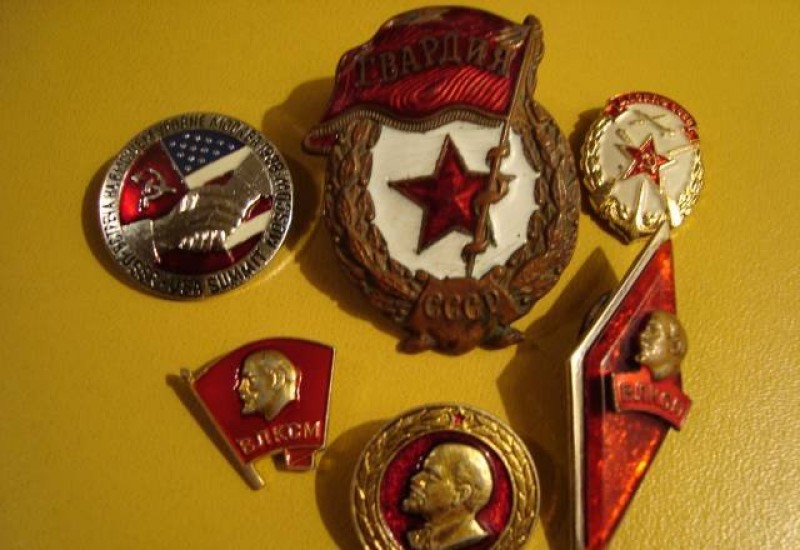 Знаки / значки